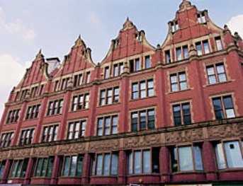 ELC Manchester Academy of English - Universe Study